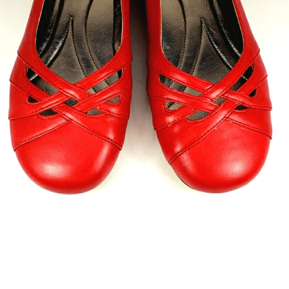 Array Red Leather, Slip On, Round Toe, Ballet Fla… - image 4
